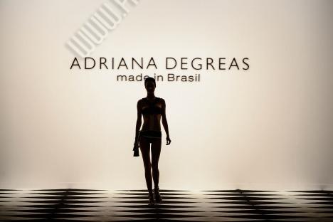 ADRIANA DEGREAS,FASHION,FASHION SHOW,PIXELFORMULA,READY TO WEAR,SAO PAULO,SUMMER 2014,WOMEN,WOMENSWEAR