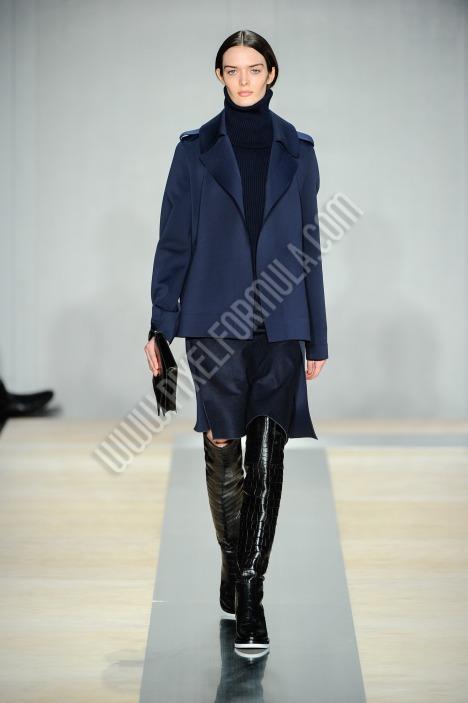 DEFILE,FASHION,FASHION SHOW,FEMME,HIVER 2013 - 2014,MODE,PRET A PORTER,READY TO WEAR,REED KRAKOFF,WOMAN