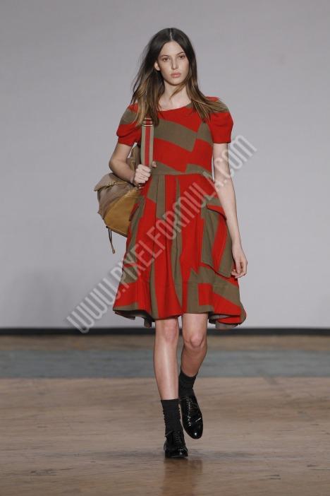 BROWN,DRESS,FIGURE,MARC BY MARC JACOBS,NEW YORK,PRINT,RED,WINTER 2010-11,WOMEN