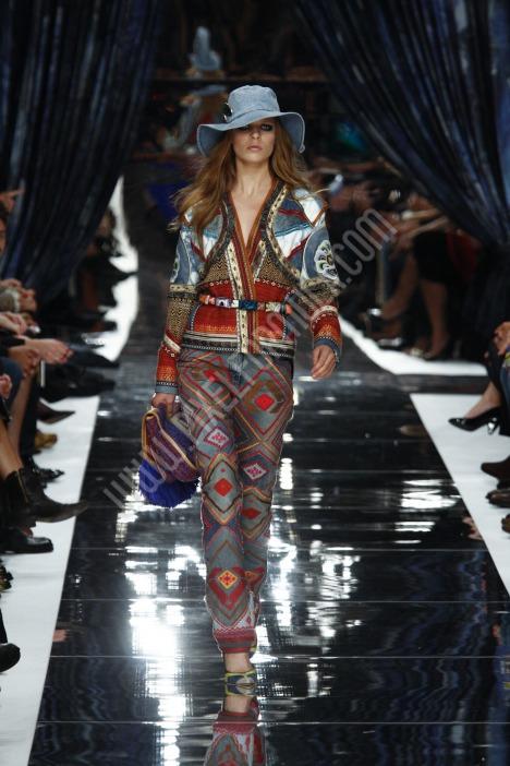 BLUE,EMBROIDERY,FASHION SHOW,FIGURE,JACKET,JEANS,JUST CAVALLI,MILANO,PATTERN,RED,SUMMER 2011,TROUSERS,WOMEN